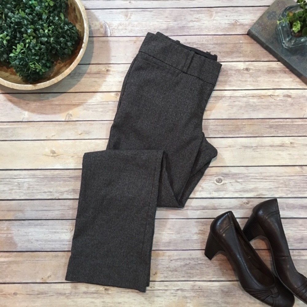 Size 6 Limited Drew Fit Straight Leg Dress Pants